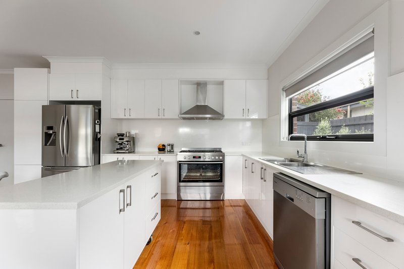 Photo - 21 Eisenhower Street, Reservoir VIC 3073 - Image 6