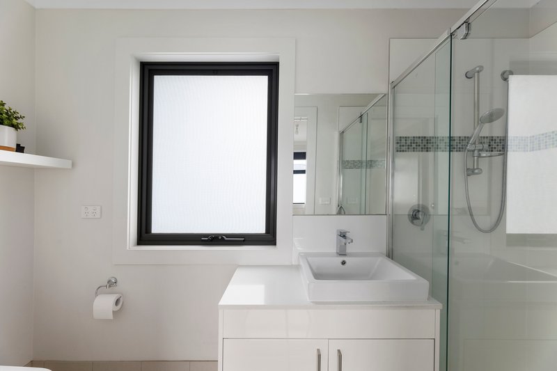 Photo - 21 Eisenhower Street, Reservoir VIC 3073 - Image 11