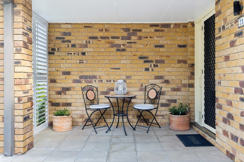 Photo - 21 Eisenhower Street, Stretton QLD 4116 - Image 3