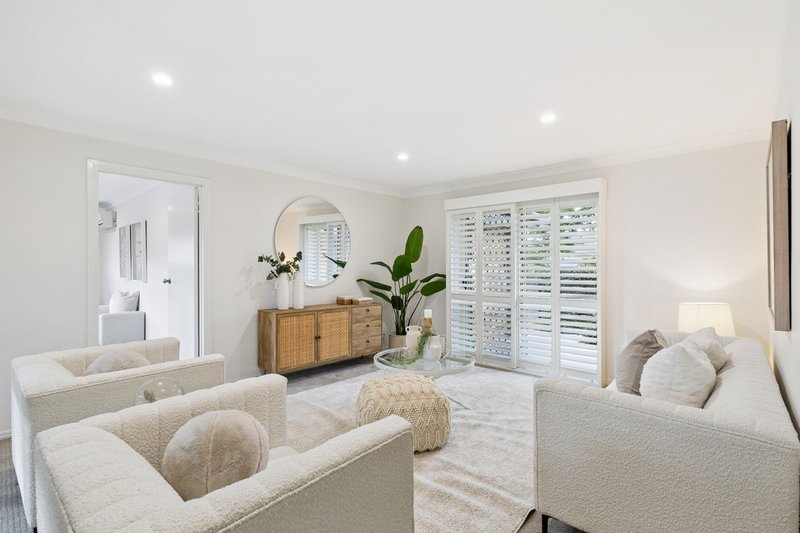 Photo - 21 Eisenhower Street, Stretton QLD 4116 - Image 5
