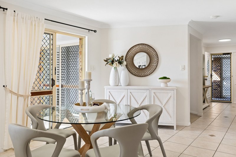 Photo - 21 Eisenhower Street, Stretton QLD 4116 - Image 8