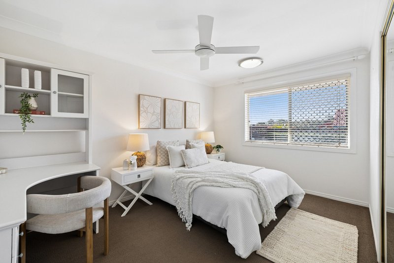 Photo - 21 Eisenhower Street, Stretton QLD 4116 - Image 14
