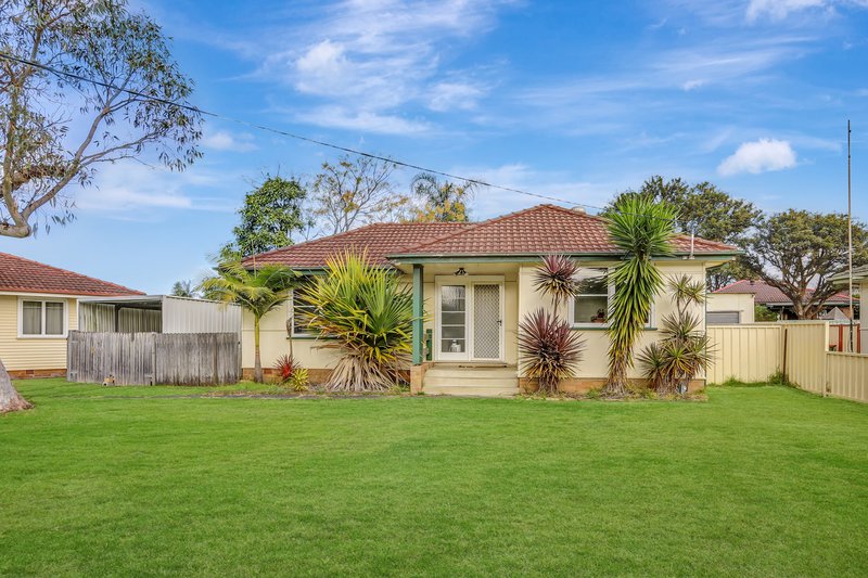 21 Eleebana Crescent, Koonawarra NSW 2530