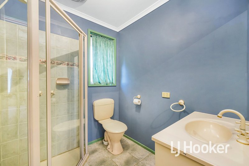 Photo - 21 Eliza Street, Cranbourne North VIC 3977 - Image 9