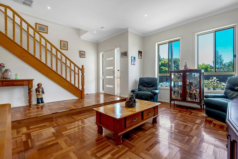 Photo - 2/1 Ellam Court, Meadow Heights VIC 3048 - Image 3