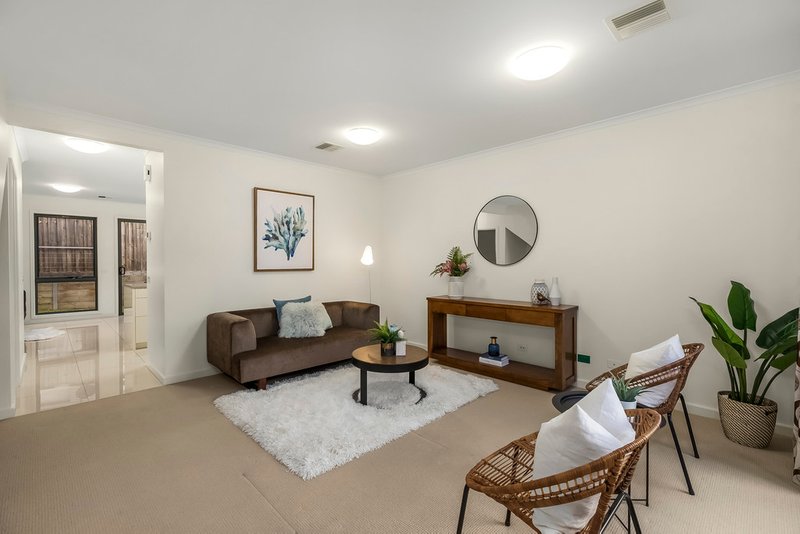 Photo - 21 Ellis Park Avenue, Mulgrave VIC 3170 - Image 6