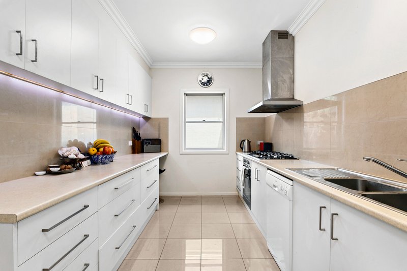 Photo - 21 Elm Grove, Parkdale VIC 3195 - Image 3