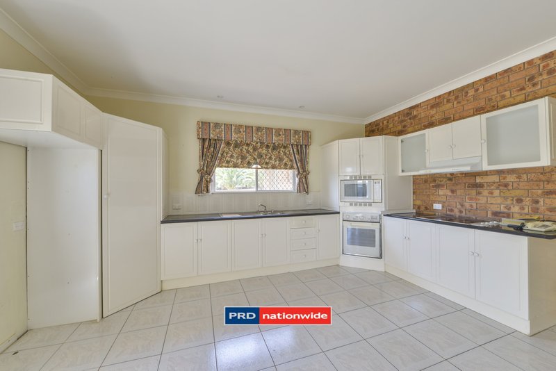 Photo - 21 Elm Street, Tamworth NSW 2340 - Image 14