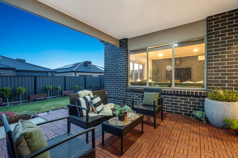 Photo - 21 Elvire Road, Craigieburn VIC 3064 - Image 31