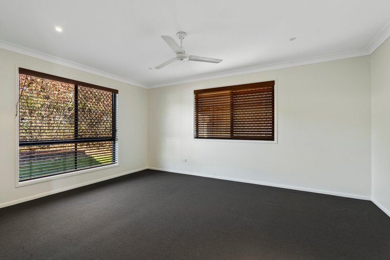 Photo - 21 Emperor Drive, Redland Bay QLD 4165 - Image 8