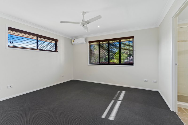 Photo - 21 Emperor Drive, Redland Bay QLD 4165 - Image 9