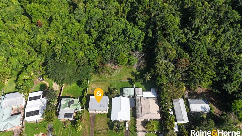 Photo - 21 Enid Street, Flying Fish Point QLD 4860 - Image 18