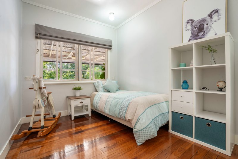 Photo - 21 Enright Street, Oxley QLD 4075 - Image 10