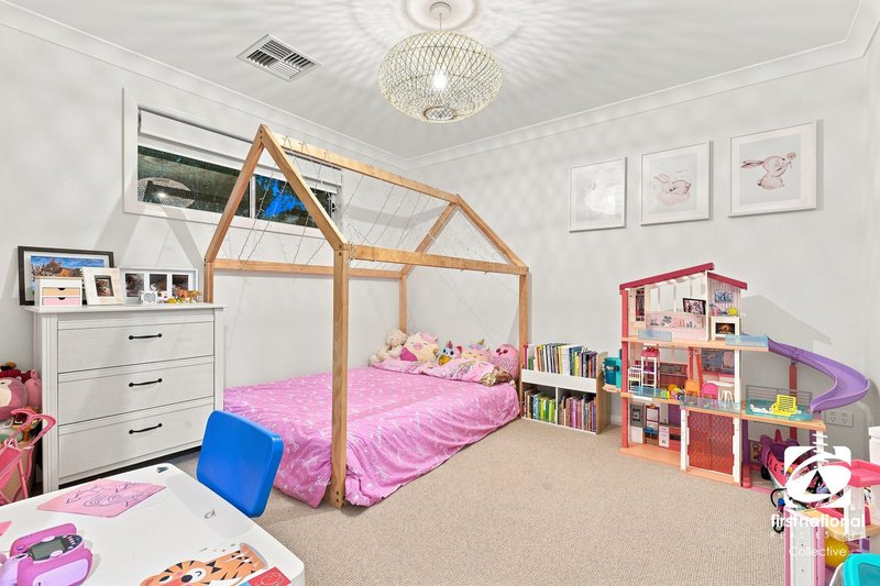 Photo - 21 Entwistle Crescent, Harrington Park NSW 2567 - Image 8