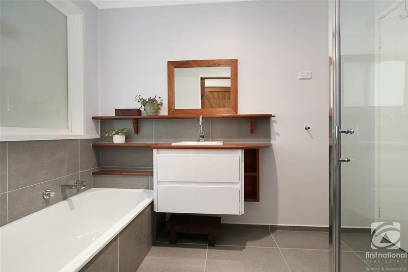 Photo - 21 Epsom Road, Chiltern VIC 3683 - Image 12