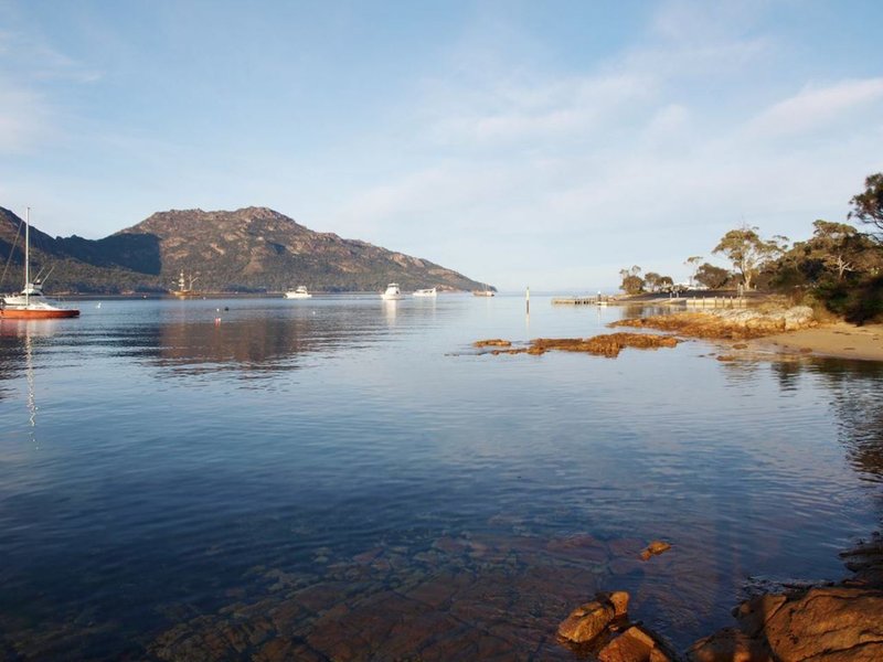 21 Esplanade , Coles Bay TAS 7215