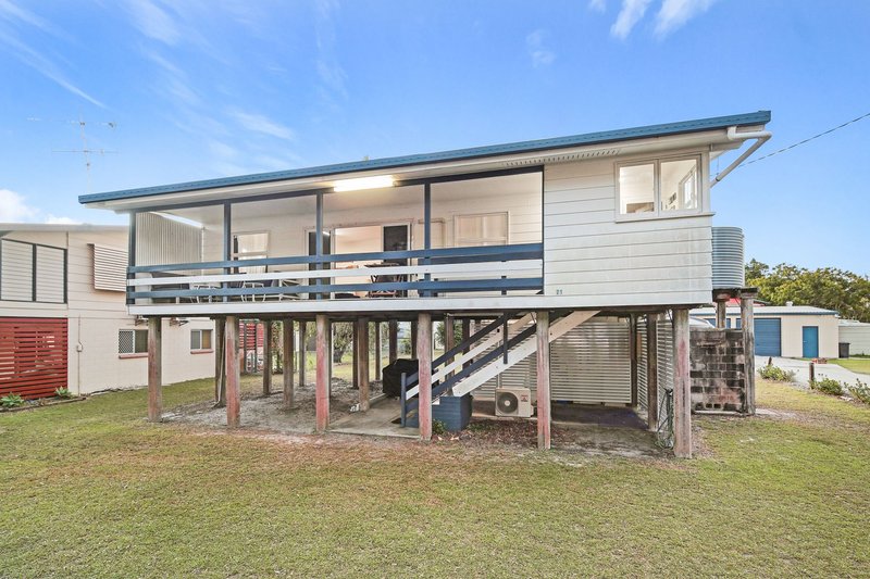 Photo - 21 Esplanade Walkers Pt. , Woodgate QLD 4660 - Image 4