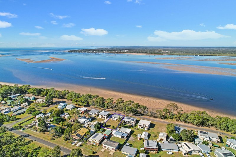 Photo - 21 Esplanade Walkers Pt. , Woodgate QLD 4660 - Image 10