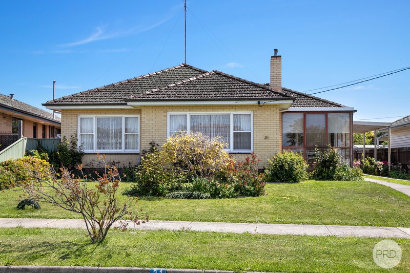 21 Eton Street, Wendouree VIC 3355