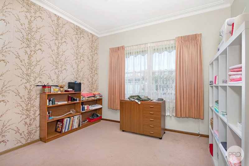 Photo - 21 Eton Street, Wendouree VIC 3355 - Image 7