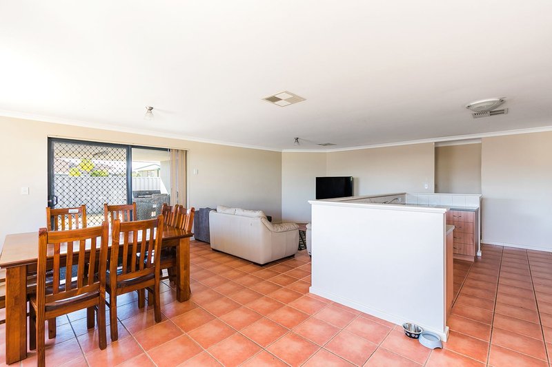 Photo - 21 Eva Lynch Way, Port Kennedy WA 6172 - Image 7