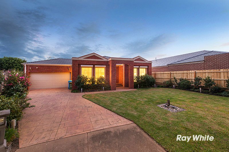 Photo - 21 Evergreen Court, Cranbourne North VIC 3977 - Image 15