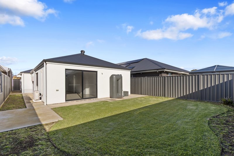 Photo - 21 Evergreen Drive, Davoren Park SA 5113 - Image 10
