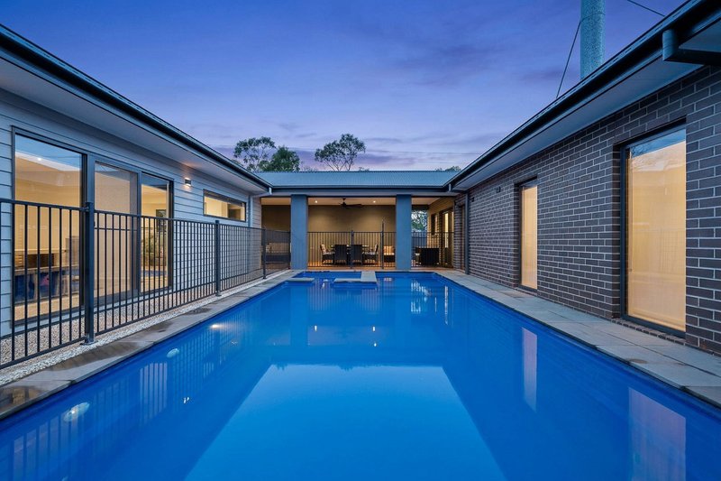 Photo - 21 Everton Drive, Cowes VIC 3922 - Image 3