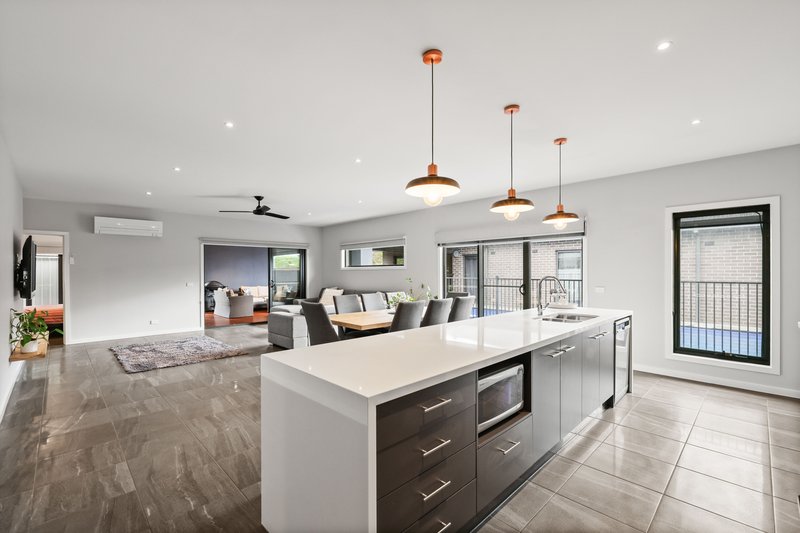 Photo - 21 Everton Drive, Cowes VIC 3922 - Image 11