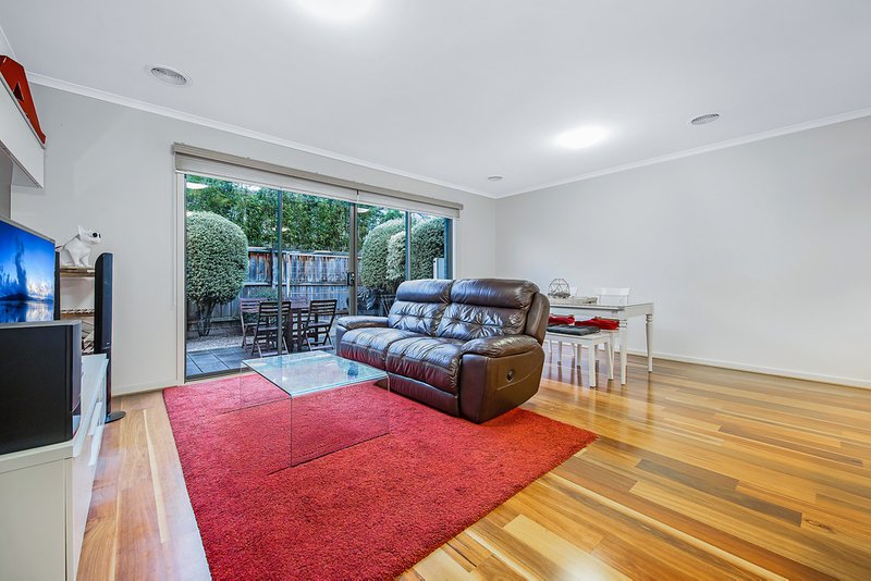 Photo - 21 Excelsior Circuit, Mulgrave VIC 3170 - Image 6