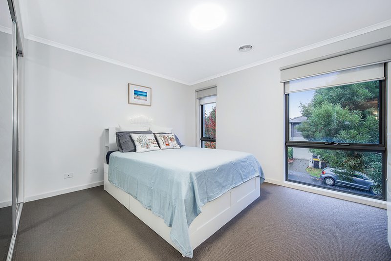 Photo - 21 Excelsior Circuit, Mulgrave VIC 3170 - Image 8