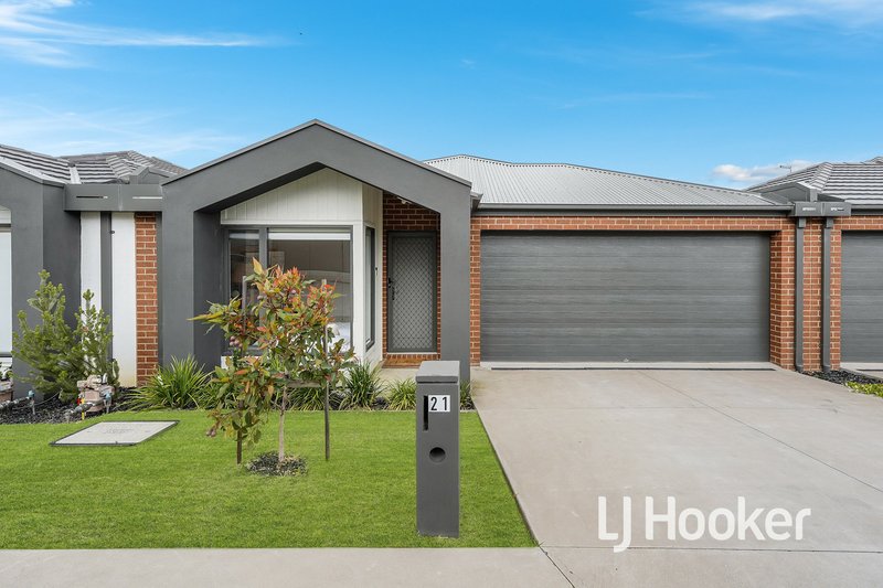 21 Expedition Circuit, Pakenham VIC 3810