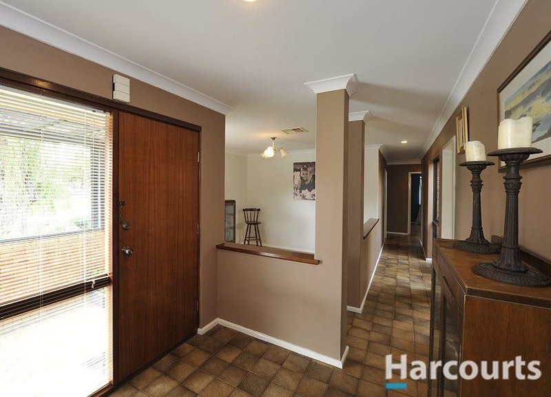 Photo - 21 Fairfield Way, Halls Head WA 6210 - Image 11