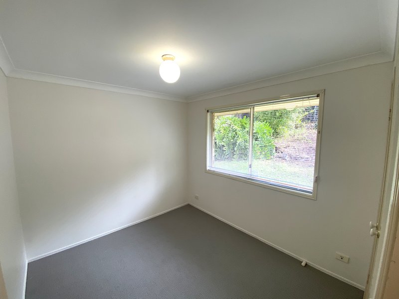 Photo - 21 Fairview Court, Parkwood QLD 4214 - Image 11