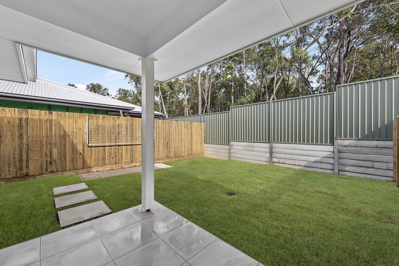 Photo - 2/1 Falcon Road, Park Ridge QLD 4125 - Image 9