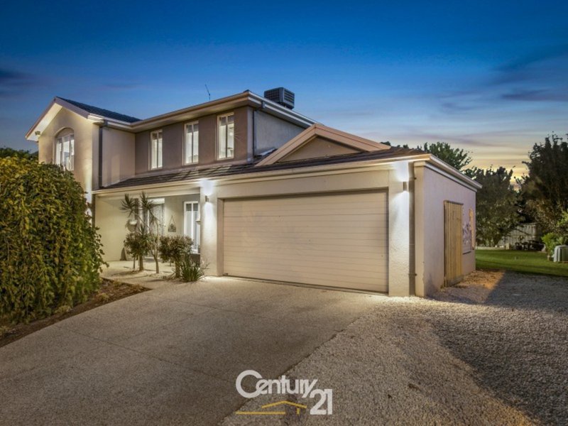 Photo - 21 Fallingwater Drive, Pakenham VIC 3810 - Image 19