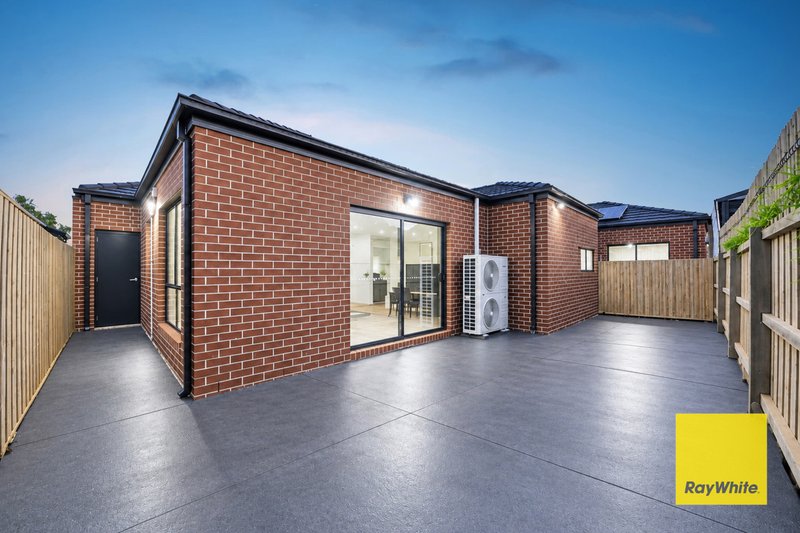 Photo - 21 Falu Parade, Tarneit VIC 3029 - Image 13
