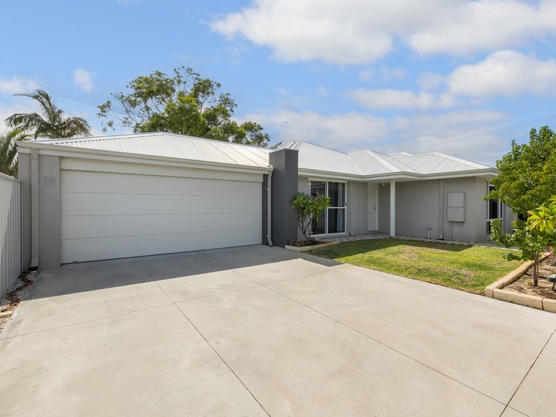 21 Farnaby Lane, Beckenham WA 6107