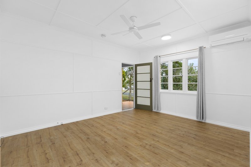 Photo - 21 Faucett Street, Mitchelton QLD 4053 - Image 2