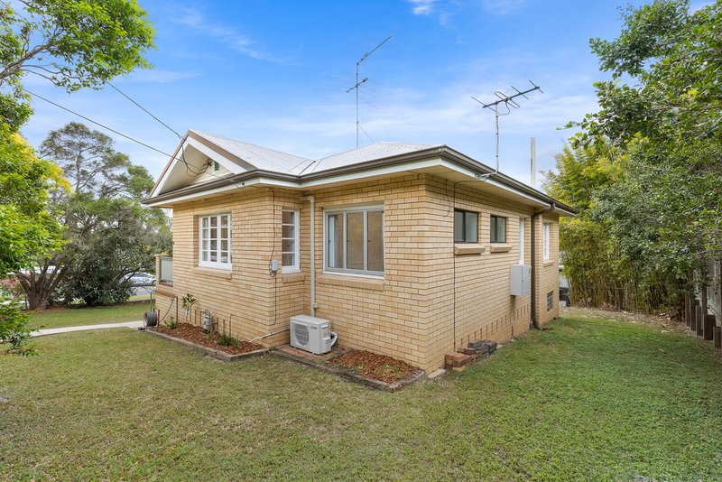 Photo - 21 Faucett Street, Mitchelton QLD 4053 - Image 9