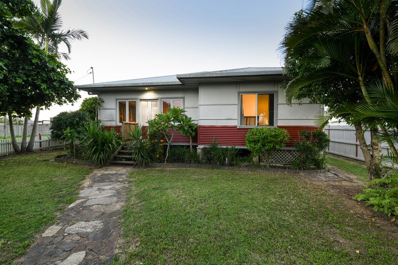 Photo - 21 Faust Street, Proserpine QLD 4800 - Image 4