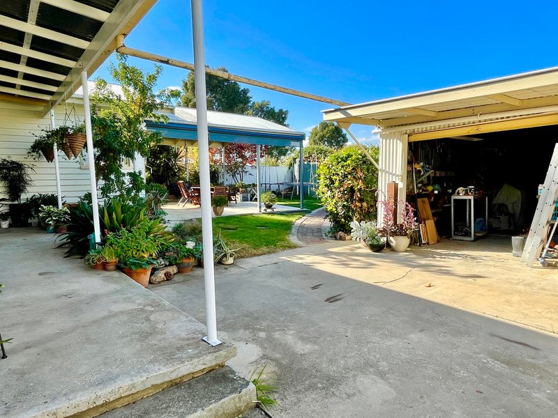 Photo - 21 Federation Avenue, Horsham VIC 3400 - Image 16