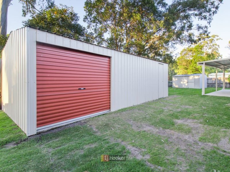 Photo - 21 Federation Drive, Hillcrest QLD 4118 - Image 2