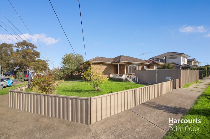 21 Fifth Avenue, Altona North VIC 3025