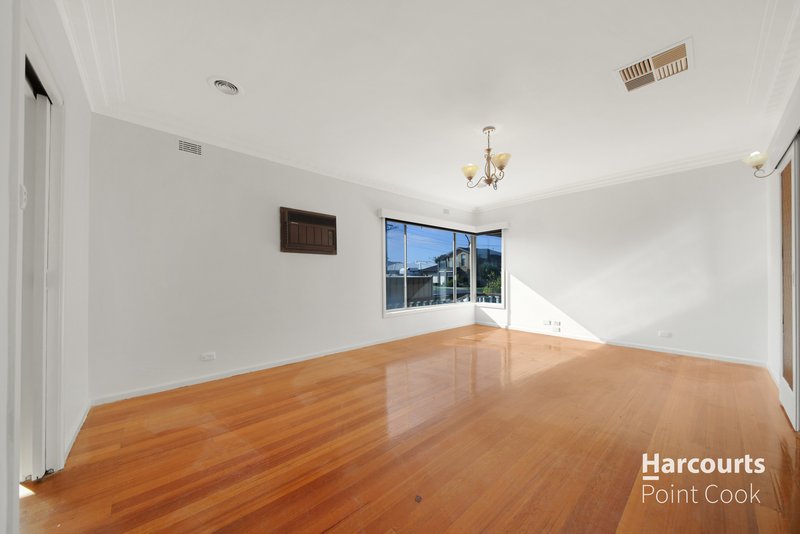 Photo - 21 Fifth Avenue, Altona North VIC 3025 - Image 8