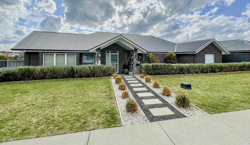 21 Finch Street, Bungendore NSW 2621