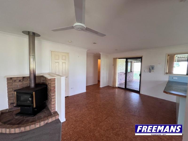 Photo - 21 First Avenue, Kingaroy QLD 4610 - Image 11