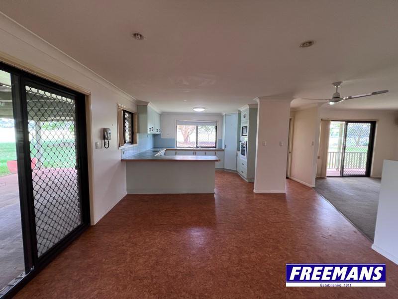 Photo - 21 First Avenue, Kingaroy QLD 4610 - Image 12