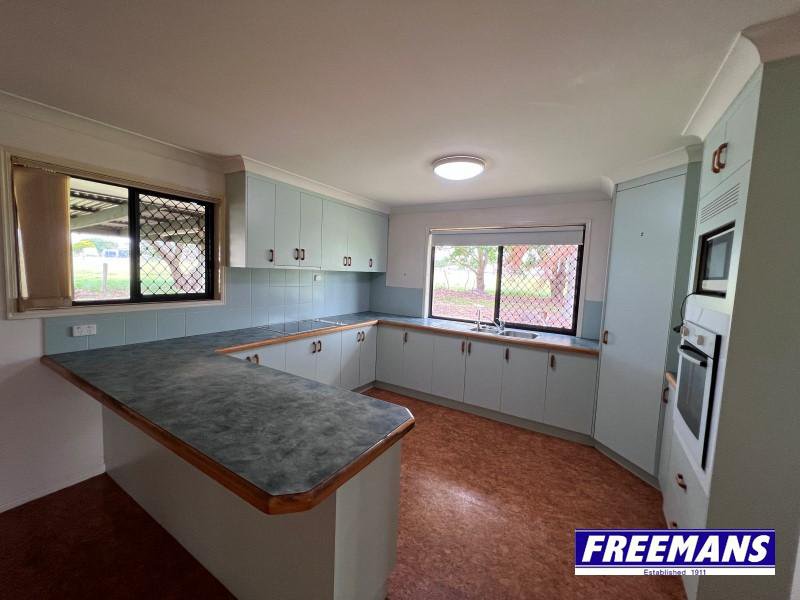 Photo - 21 First Avenue, Kingaroy QLD 4610 - Image 13