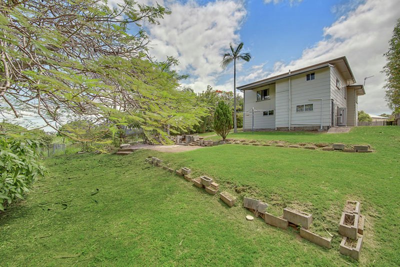 Photo - 21 Fisher Street, West Gladstone QLD 4680 - Image 10